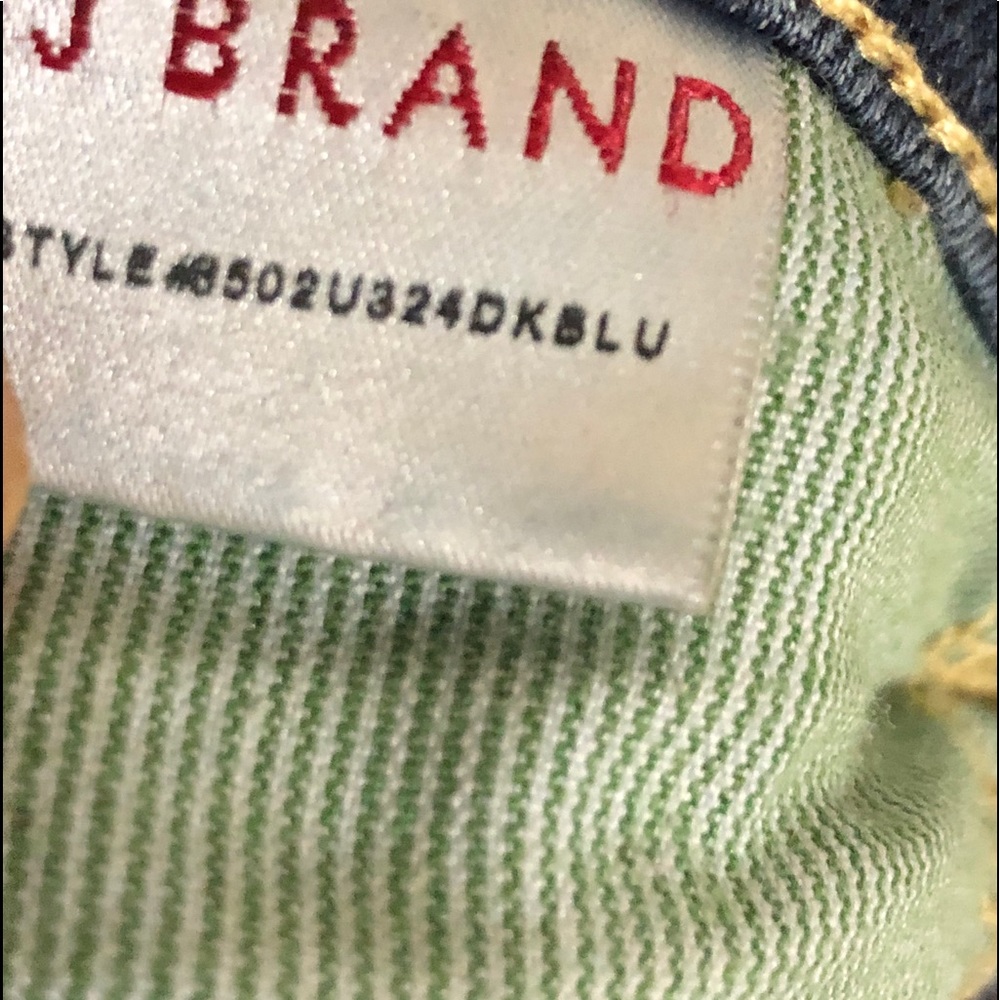 BRAND NEW!  J. Brand Blue Jeans Size 27 Awesome 😎 Boot Cut! - Picture 7 of 10
